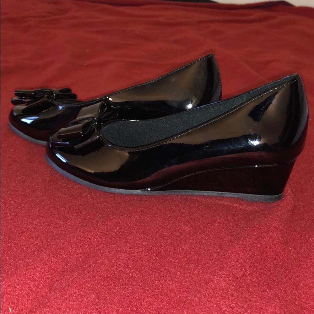 Youth Girls Size 11 AE Black Dress Shoes - Picture 4 of 7